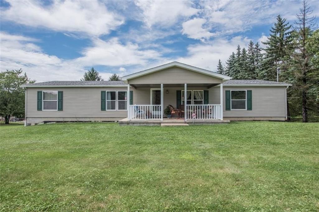 Welcome to 747 Beaver Road in Hempfield Township!