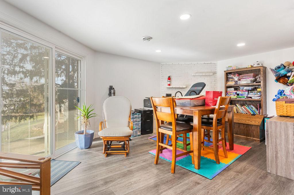 2276 Ridge Road York, PA 17406 - Photo 21 of 34 a living room with furniture and wooden floor