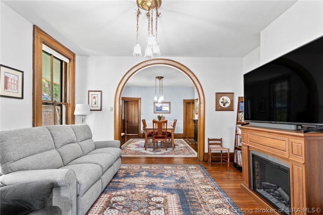 508 Jefferson Street Madison, IN 47250 - Photo 8 of 49
