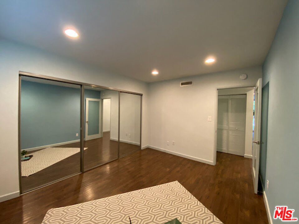 1920 Hillcrest Road, Unit 5 Los Angeles, CA 90068 - Photo 12 of 17 a view of an empty room