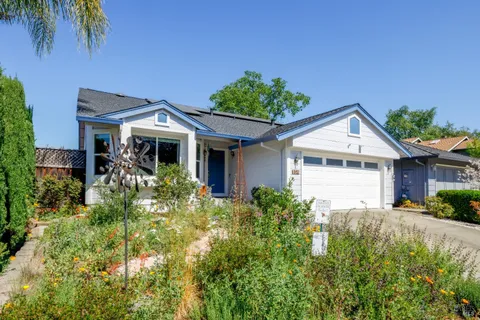 $739,000 | 156 Cornell Street, Windsor, CA 95492