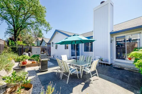 $739,000 | 156 Cornell Street, Windsor, CA 95492