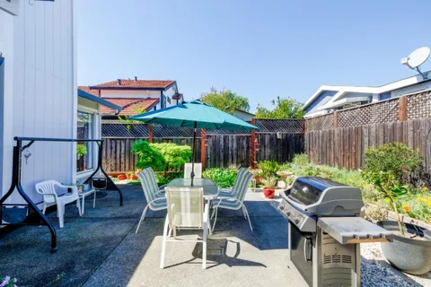 $739,000 | 156 Cornell Street, Windsor, CA 95492