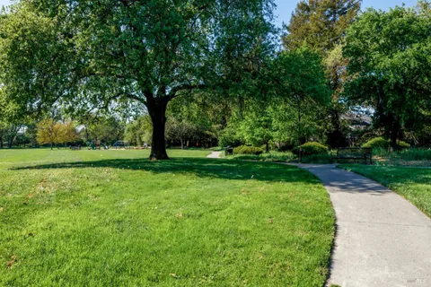 $739,000 | 156 Cornell Street, Windsor, CA 95492