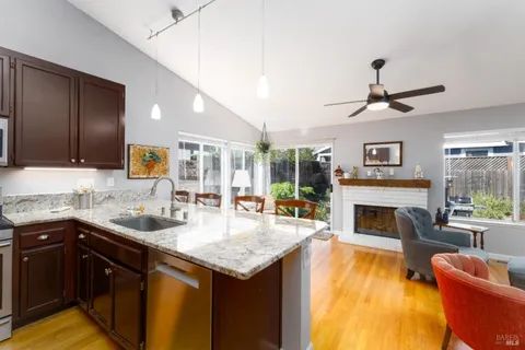 $739,000 | 156 Cornell Street, Windsor, CA 95492