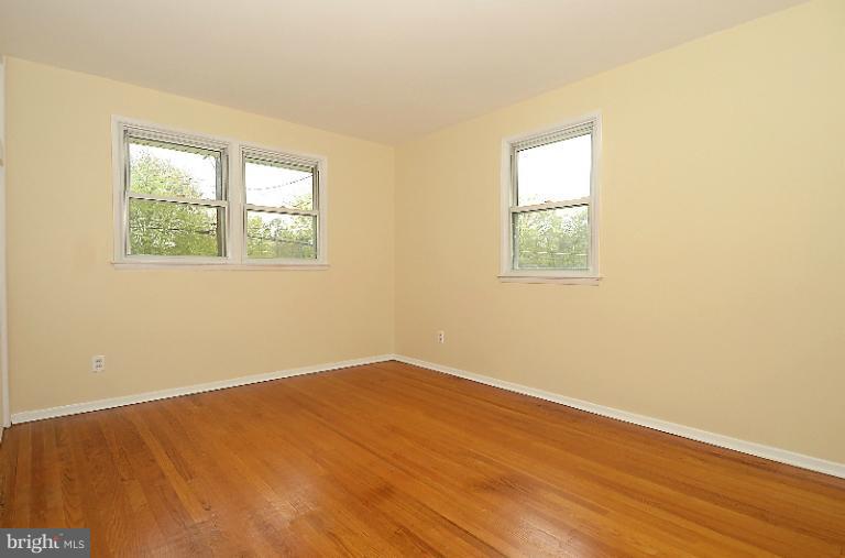 7526 Jervis Street Springfield, VA 22151 - Photo 22 of 28 Bedroom