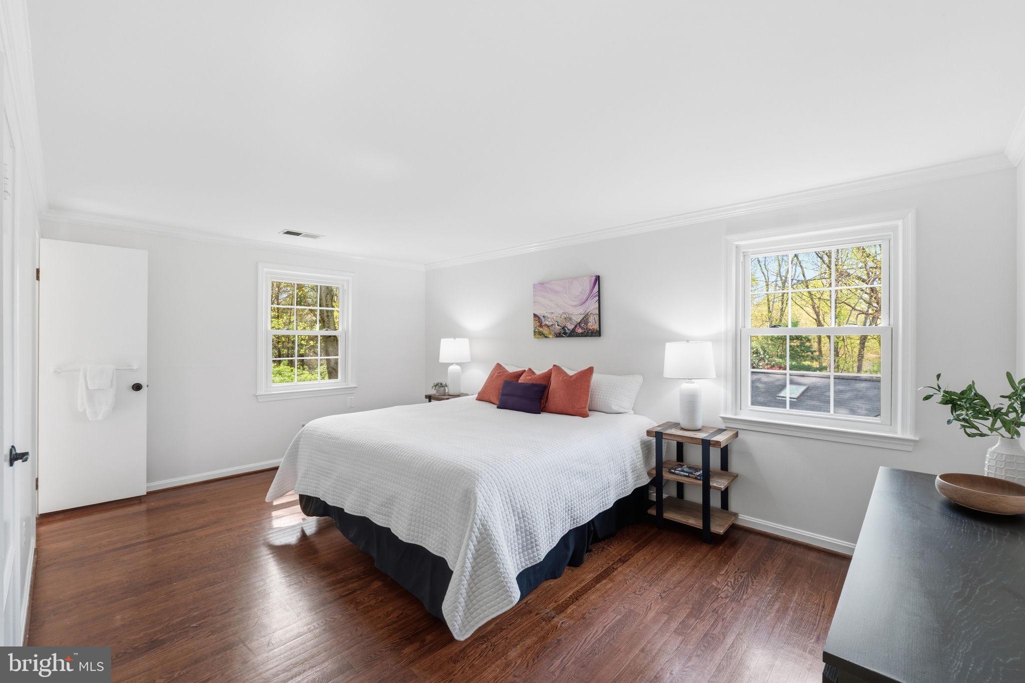 5 Infield Court South Potomac, MD 20854 - Photo 11 of 23 Primary Suite