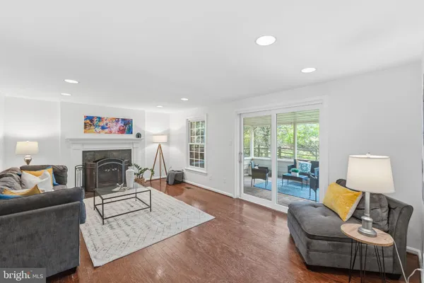 $1,050,000 | 5 Infield Court South, Potomac, MD 20854