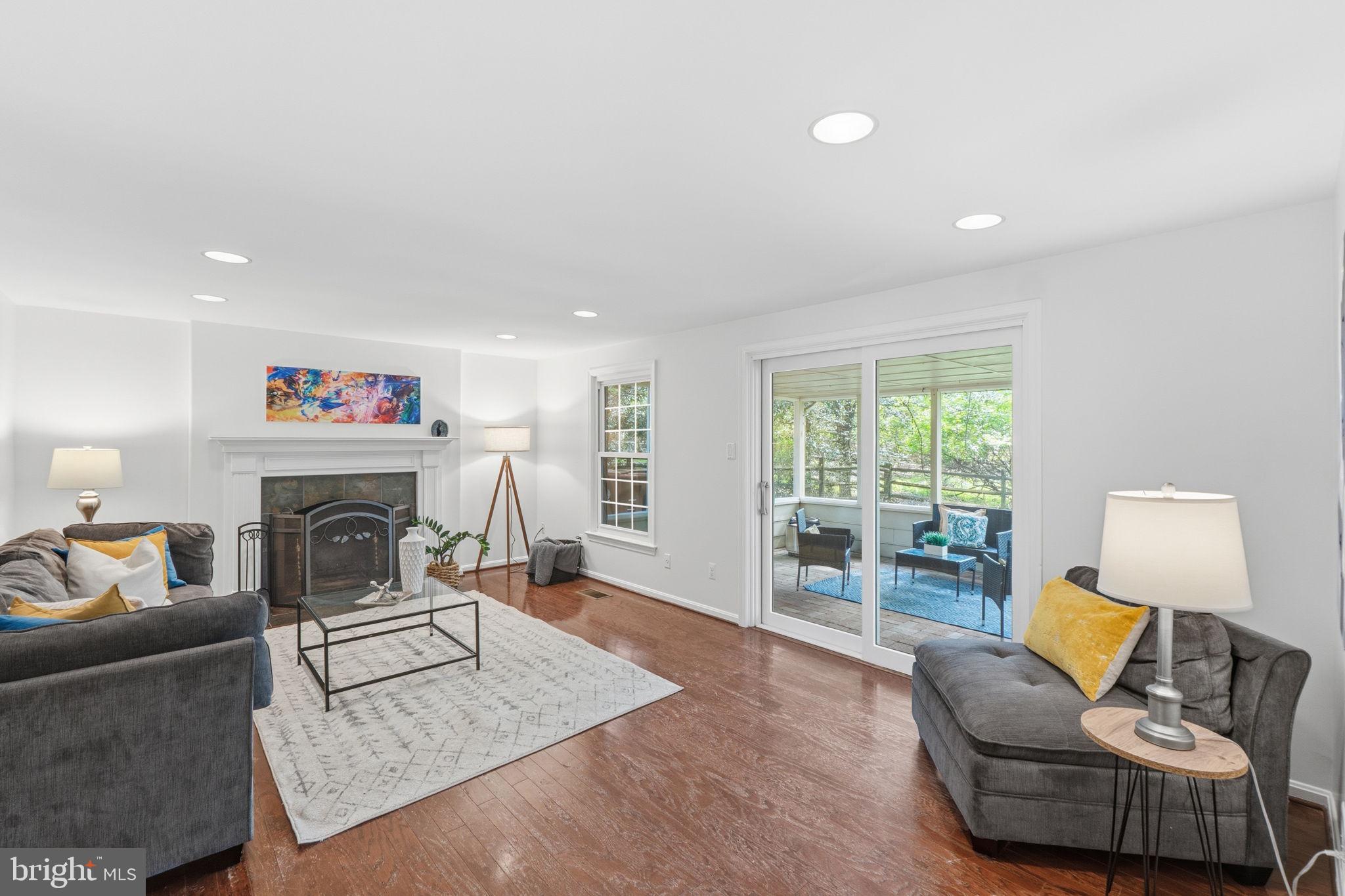 5 Infield Court South Potomac, MD 20854 - Photo 6 of 23 Family Room