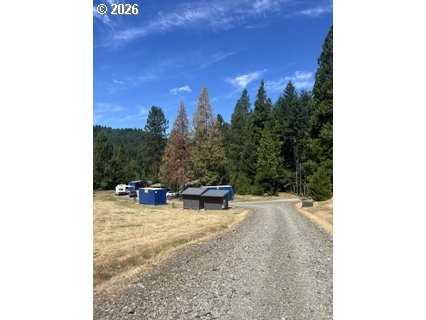 570 Tunnel Road Glendale, OR 97442 - Photo 11 of 16