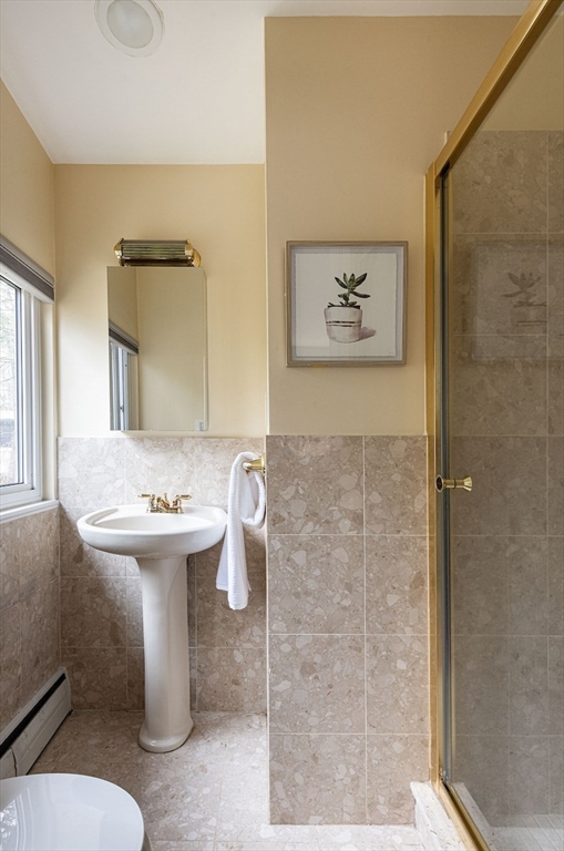 27 Peacock Farm Road Lexington, MA 02421 - Photo 21 of 36