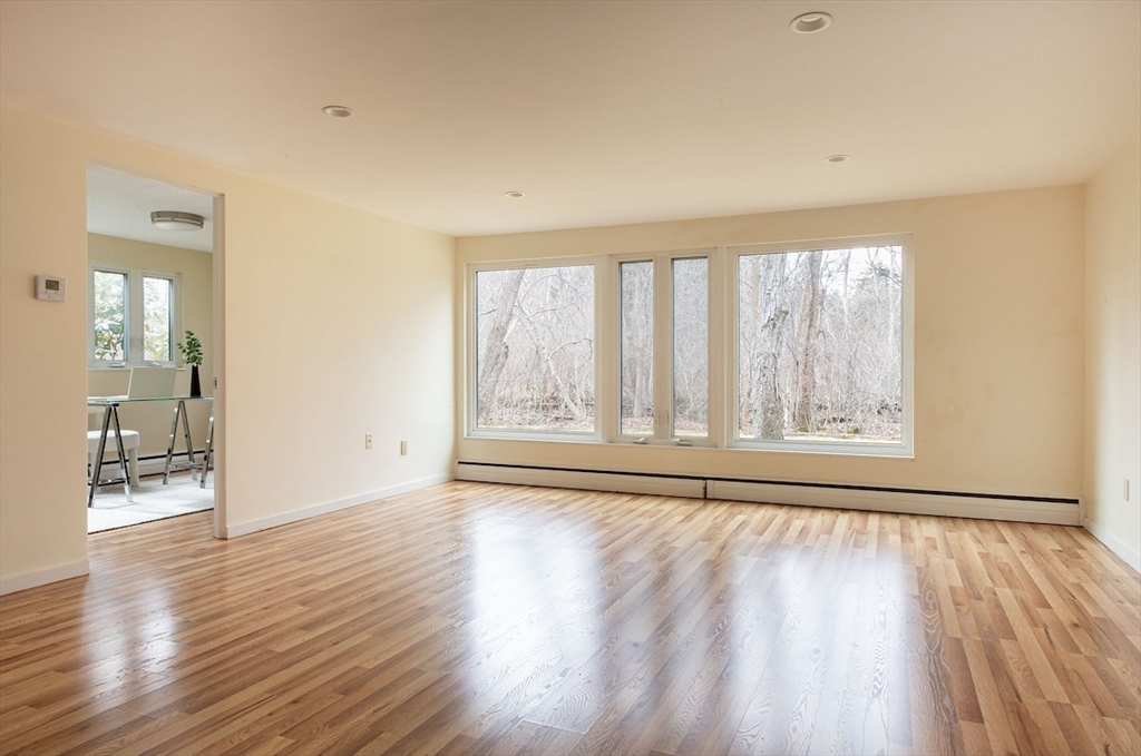 27 Peacock Farm Road Lexington, MA 02421 - Photo 31 of 36