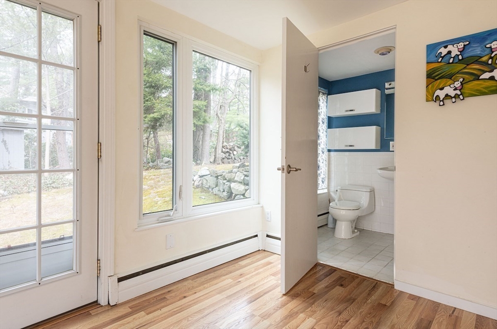 27 Peacock Farm Road Lexington, MA 02421 - Photo 32 of 36