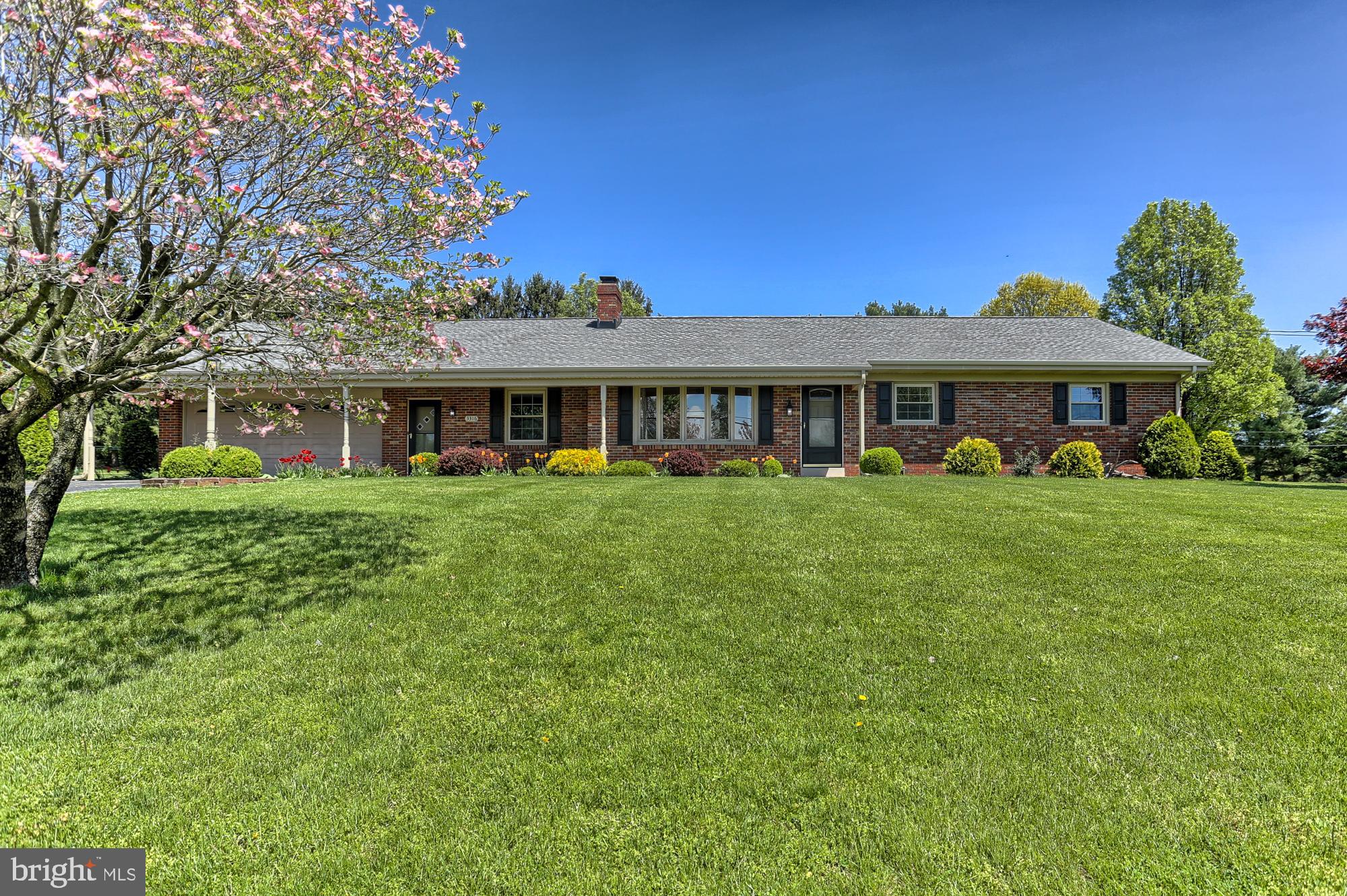 3316 Smoketown Road Spring Grove, PA 17362 - Photo 2 of 32
