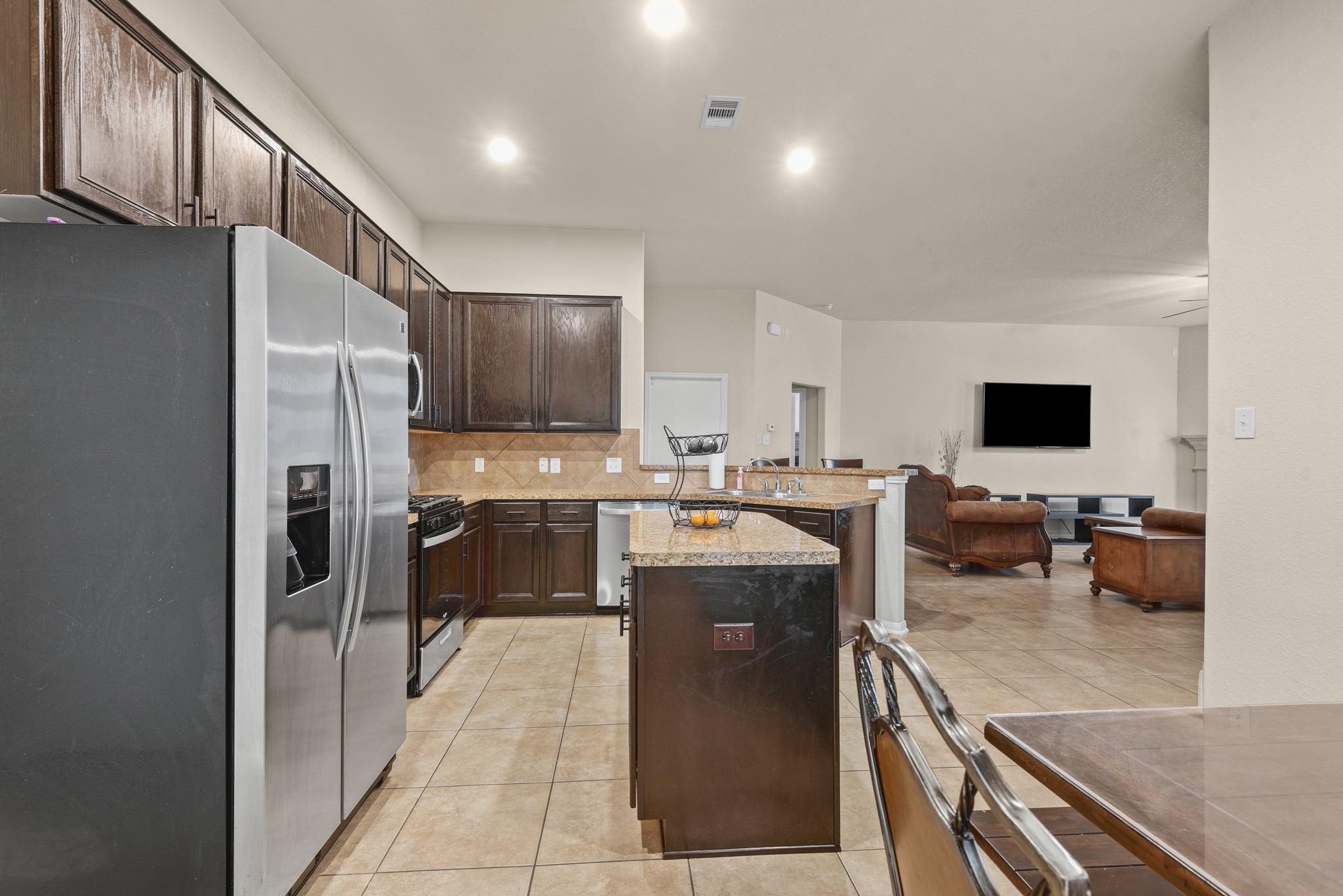 5211 Cayenne Lane Baytown, TX 77521 - Photo 7 of 19