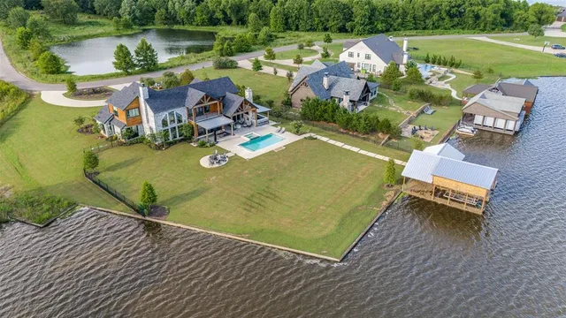 $2,680,000 | 372 Pleasant View Drive, Winnsboro, TX 75494