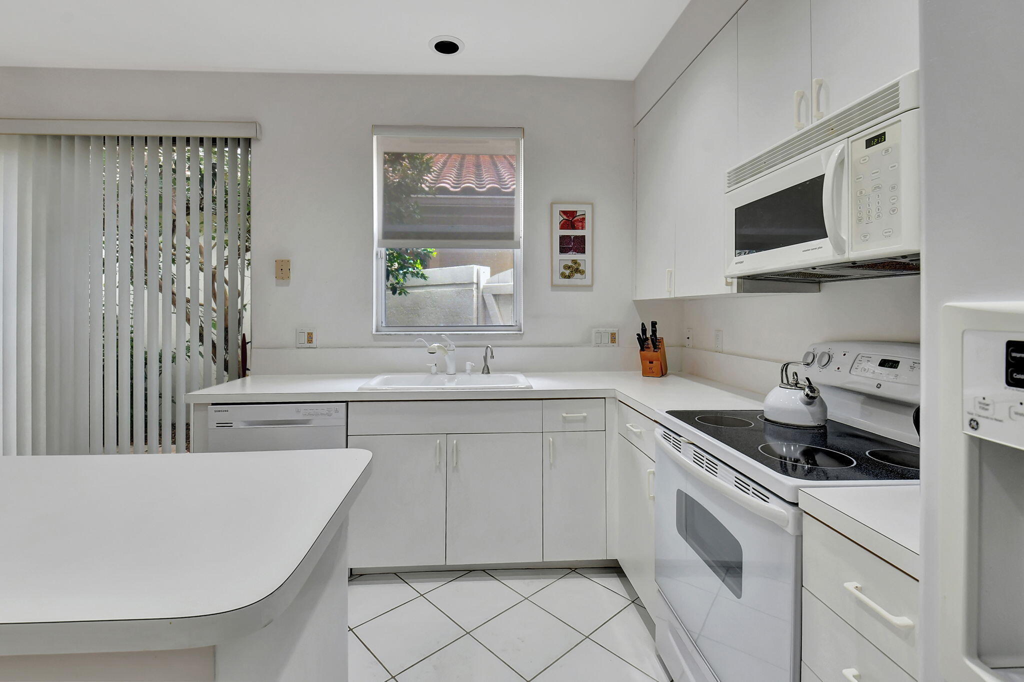 5152 Northwest 26th Circle Boca Raton, FL 33496 - Photo 13 of 40 13-web-or-mls-DSC_8548