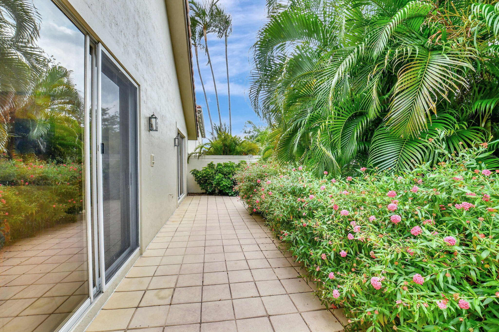 5152 Northwest 26th Circle Boca Raton, FL 33496 - Photo 26 of 40 26-web-or-mls-DSC_8486