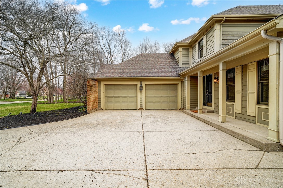10080 Simms Station Road Dayton, OH 45458 - Photo 2 of 46 Gallery Image 2