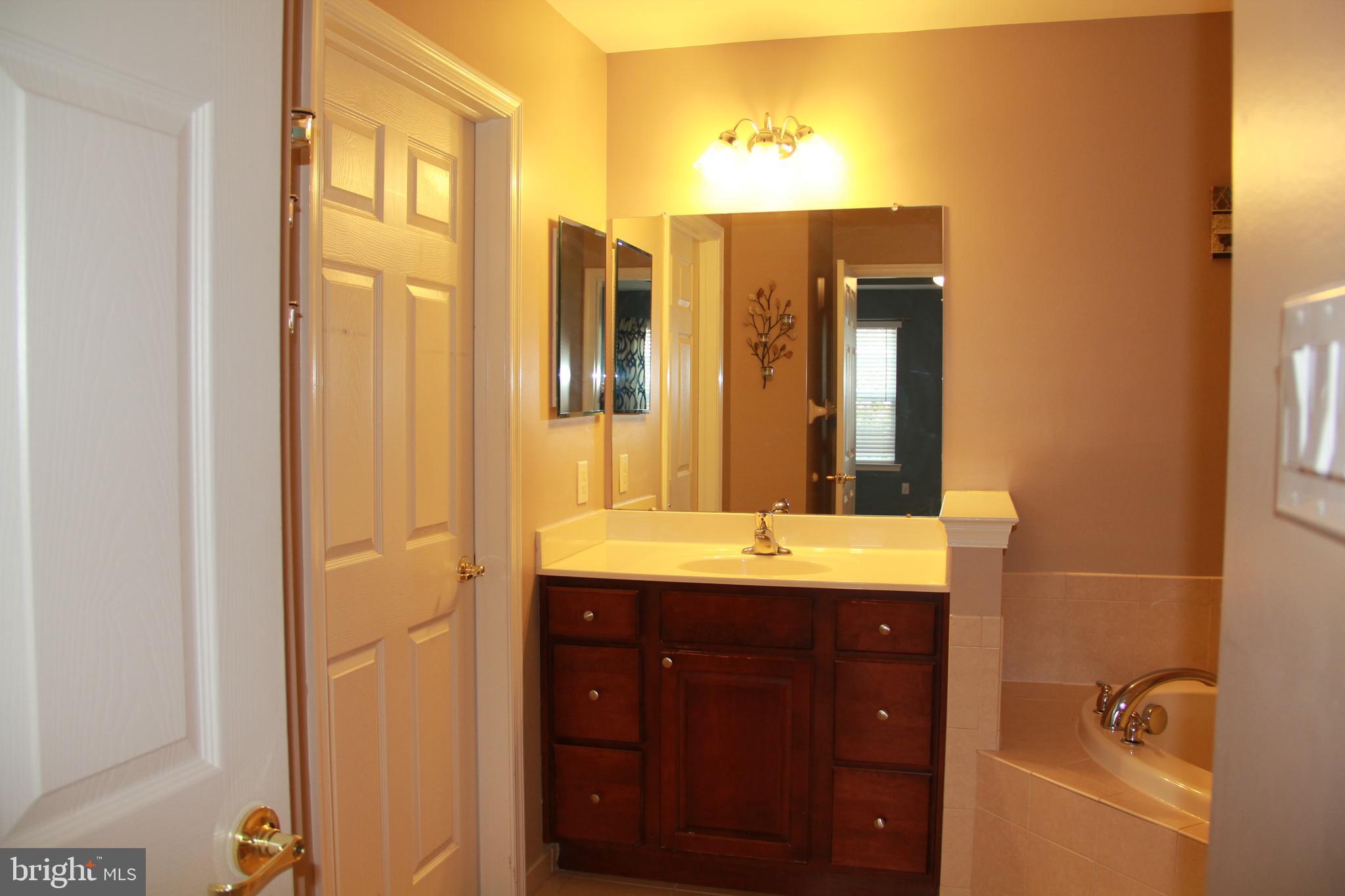 290 Flagstone Road, Unit 8 Chester Springs, PA 19425 - Photo 13 of 22 Gallery Image 13