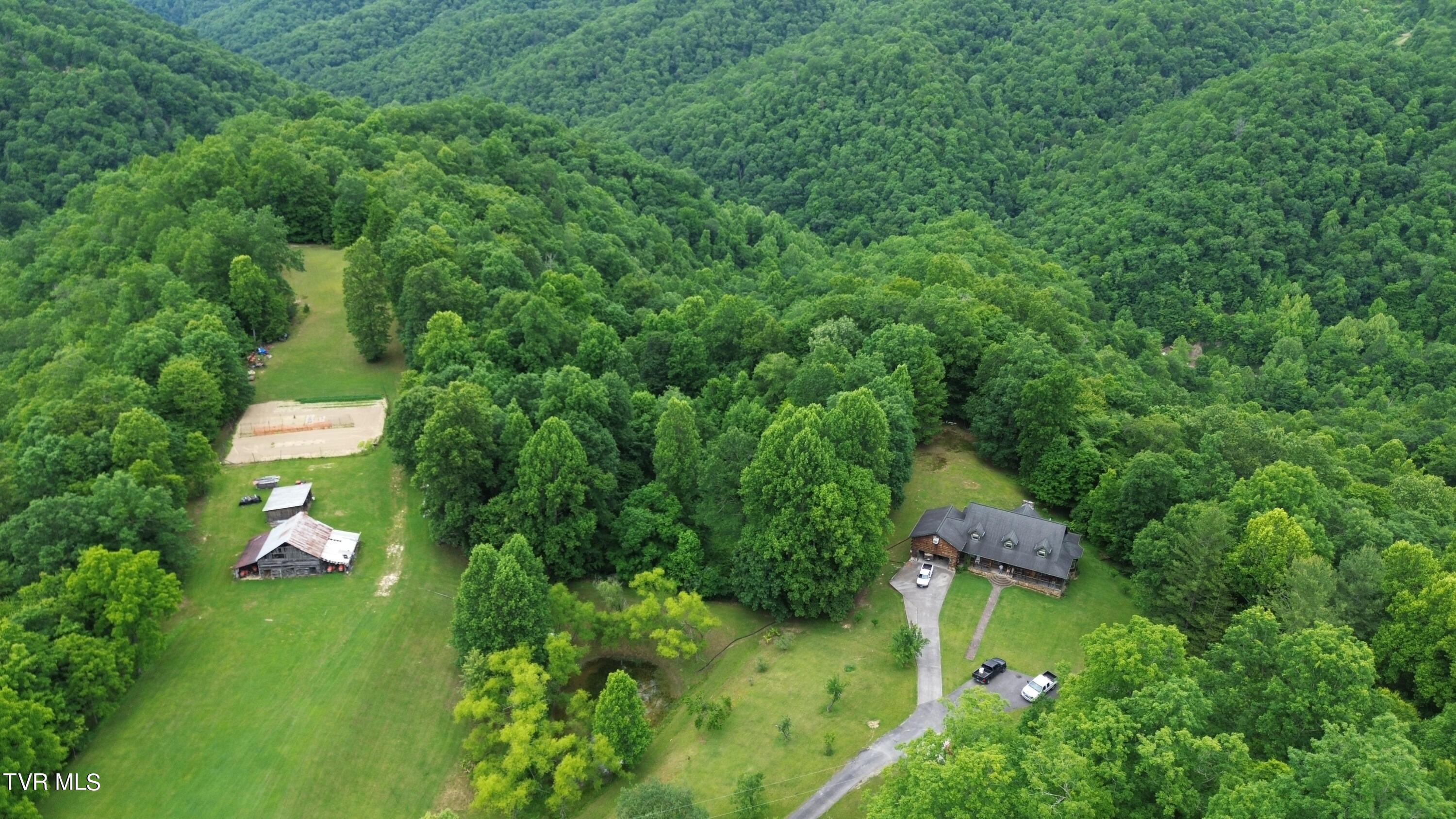 639 Dream Farm Road Birchleaf, VA 24220 - Photo 2 of 153 DJI_0096