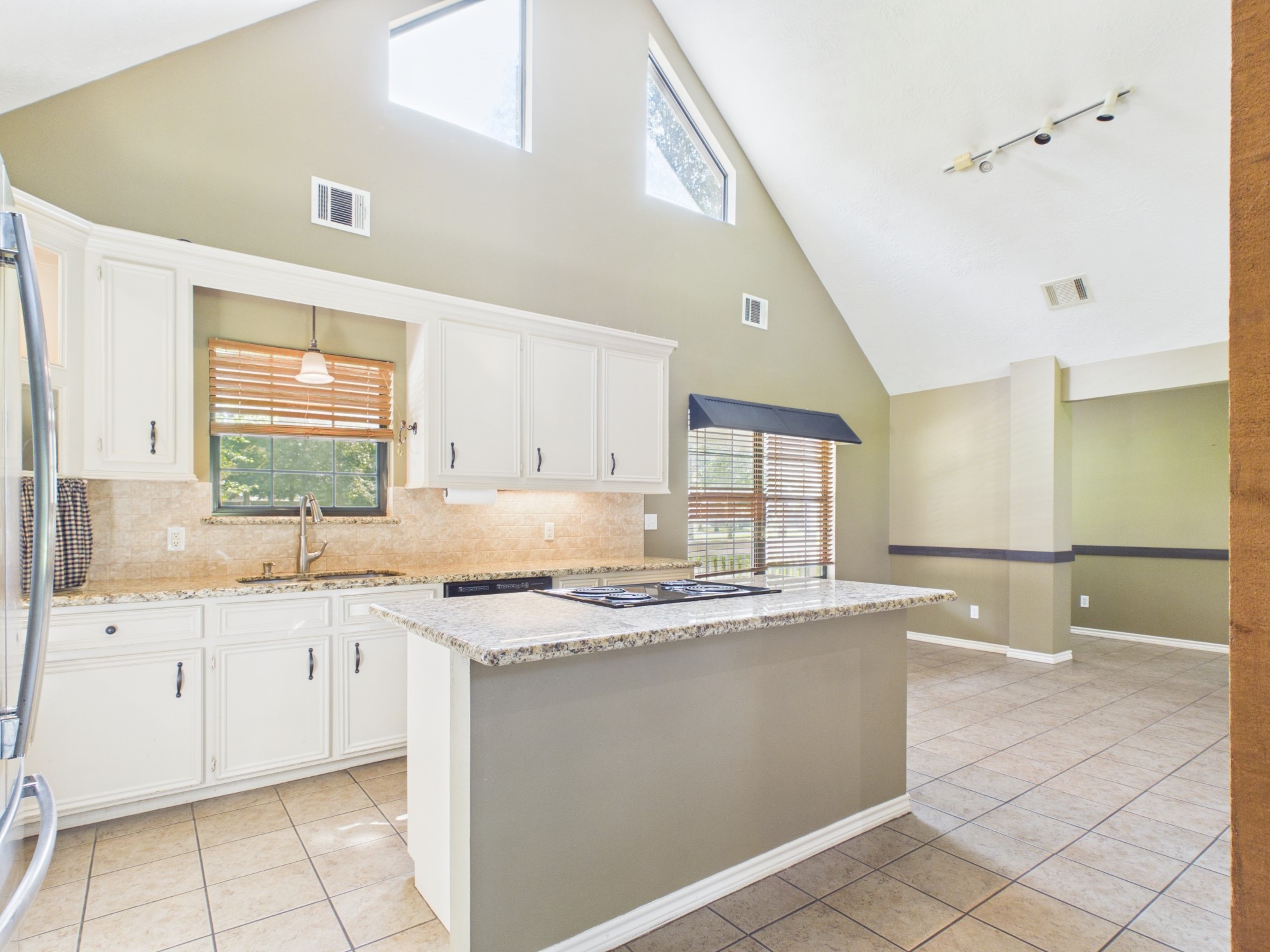 260 West West Ridge Drive Coldspring, TX 77331 - Photo 5 of 17