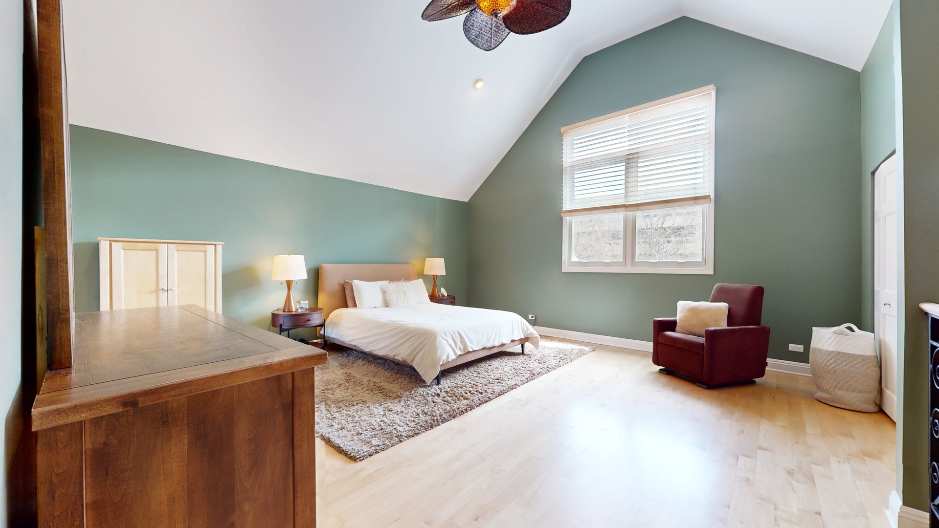 804 South Morgan Street Chicago, IL 60607 - Photo 24 of 32 a bedroom with a bed and window