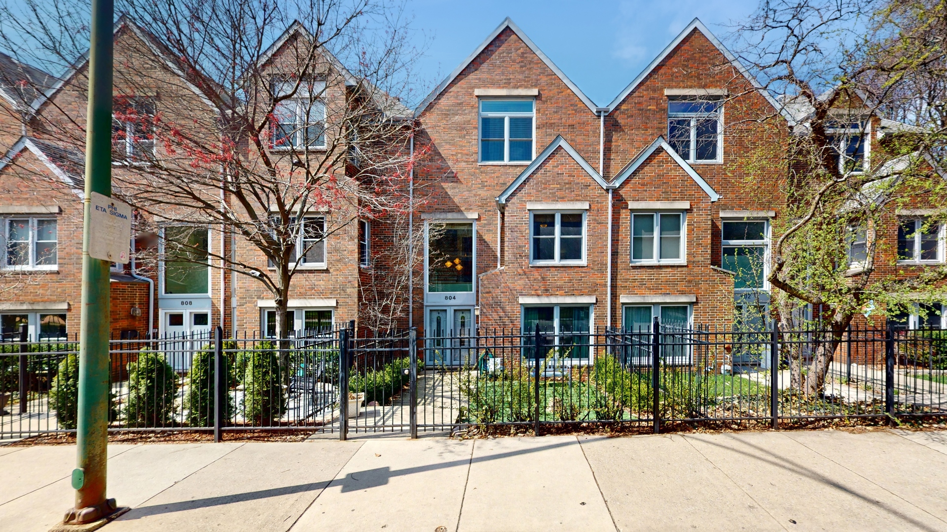 804 South Morgan Street Chicago, IL 60607 - Photo 31 of 32 a front view of multiple houses