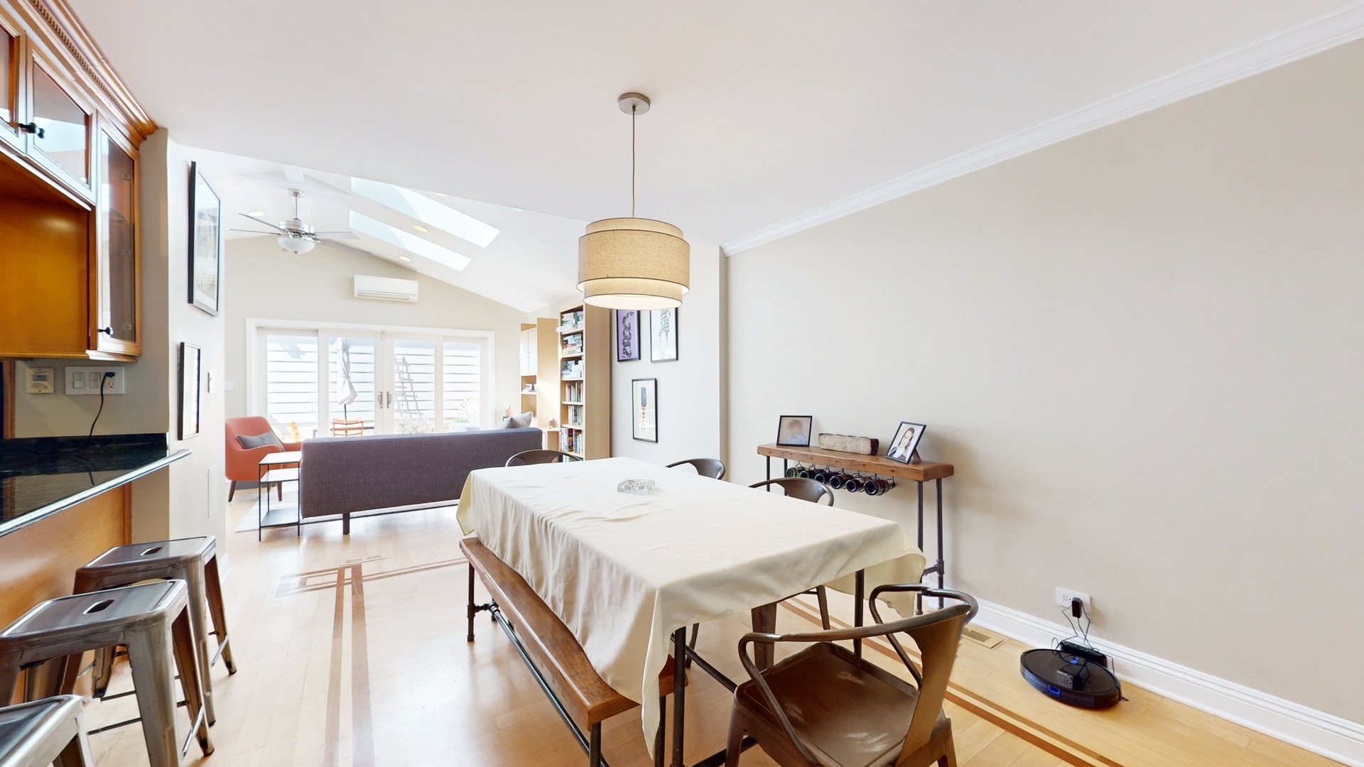 804 South Morgan Street Chicago, IL 60607 - Photo 7 of 32 a view of a dining room with furniture window and outside view