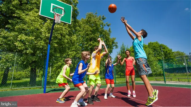 $542,840 | 1231 Red Clover Lane, Ranson, WV 25438