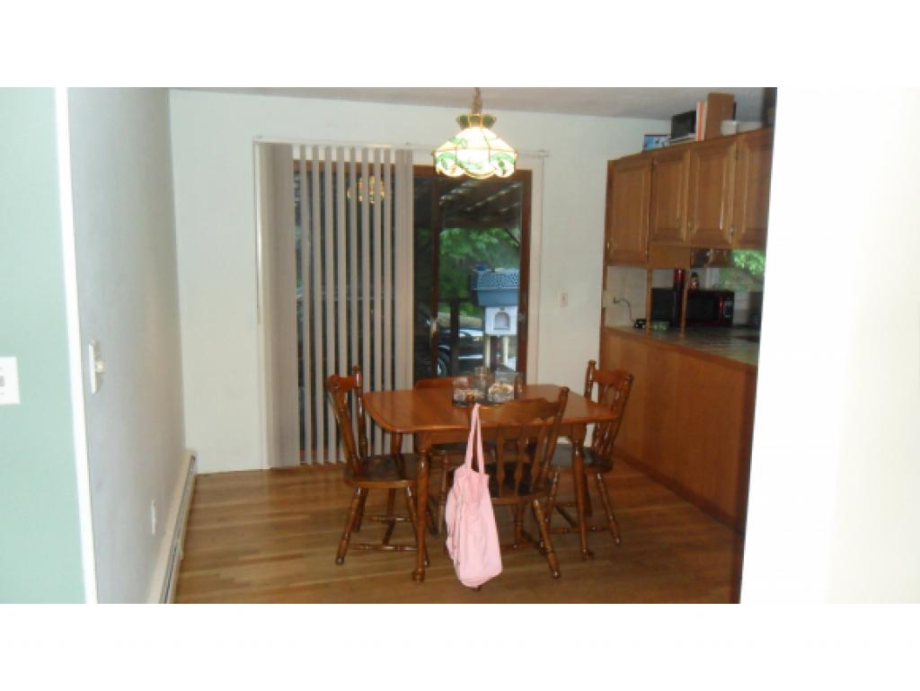 488 West River Road Hooksett, NH 03106 - Photo 4 of 11