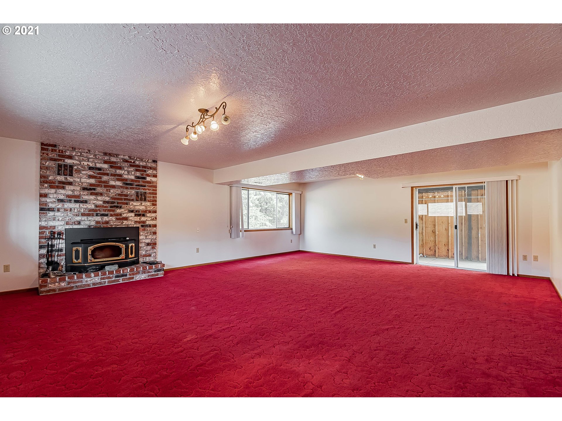 25020 Southeast Rugg Road Damascus, OR 97089 - Photo 17 of 32 Gallery Image 17