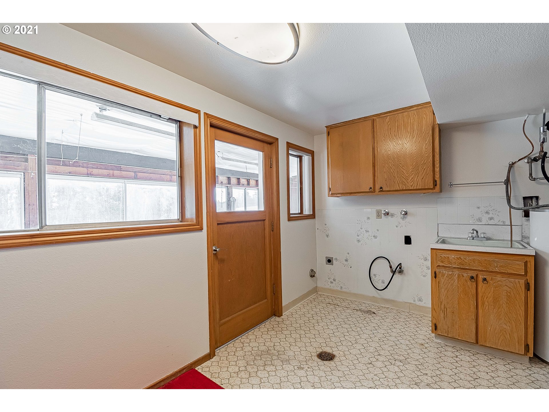 25020 Southeast Rugg Road Damascus, OR 97089 - Photo 19 of 32 Gallery Image 19