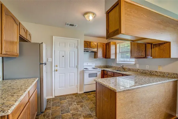 $1,250 | 2007 Solomon Drive, Commerce, TX 75428