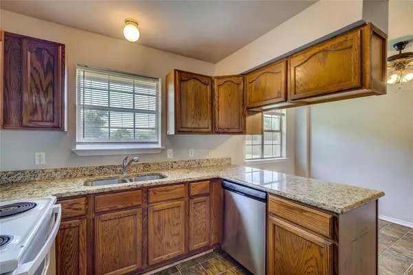 $1,250 | 2007 Solomon Drive, Commerce, TX 75428