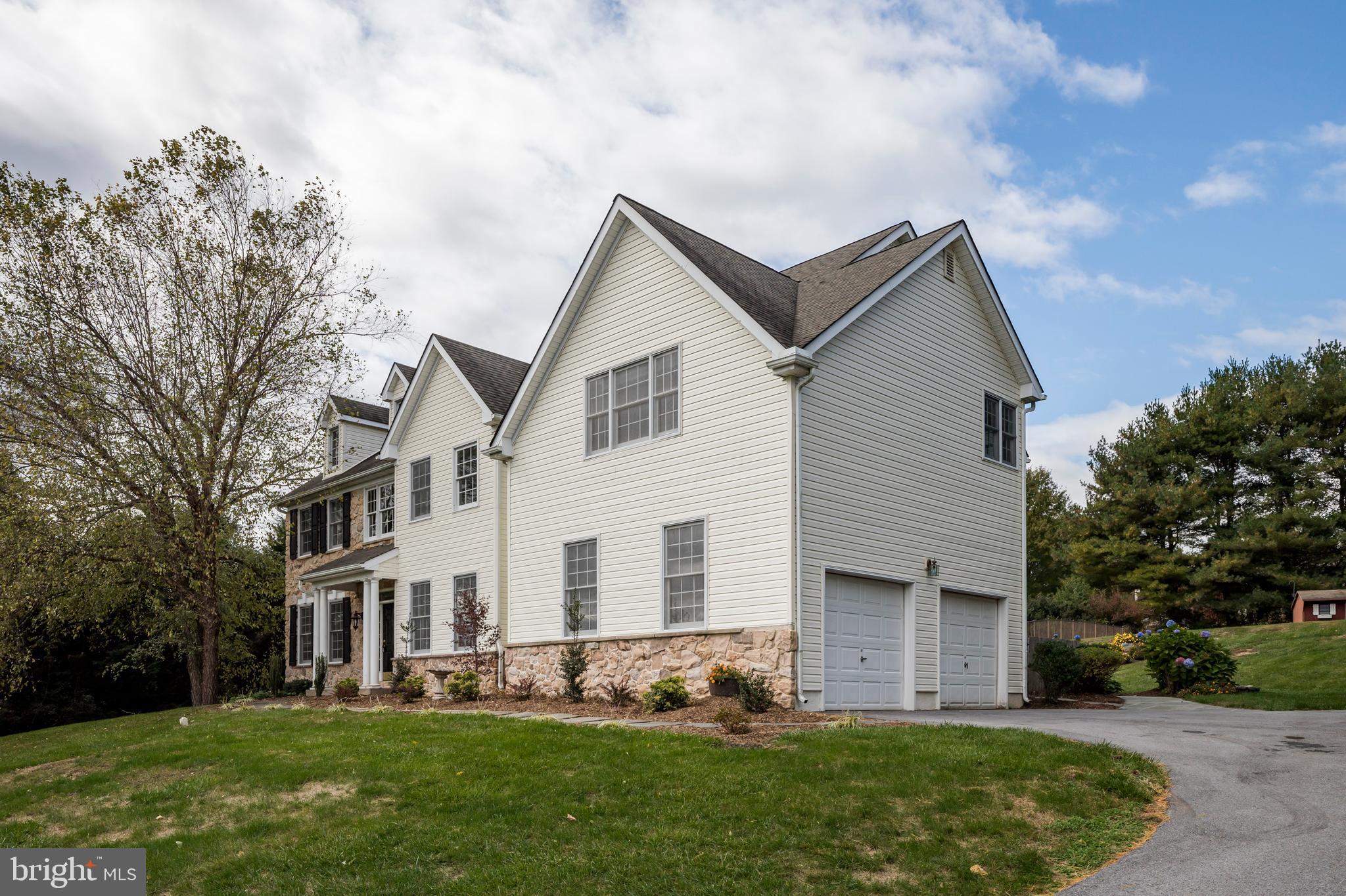 21 Highview Road Downingtown, PA 19335 - Photo 2 of 49 Gallery Image 2
