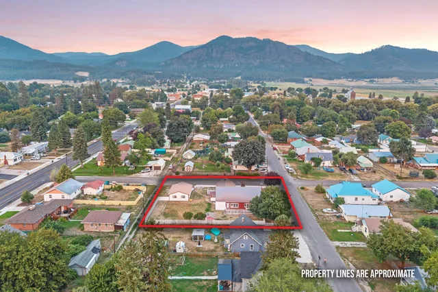 $398,000 | 602 West King Avenue, Chewelah, WA 99109