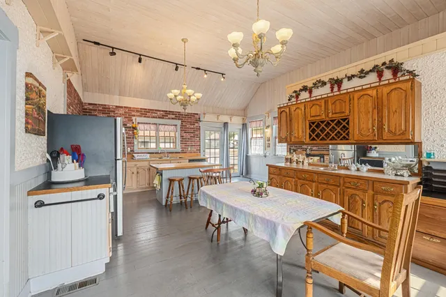 $398,000 | 602 West King Avenue, Chewelah, WA 99109