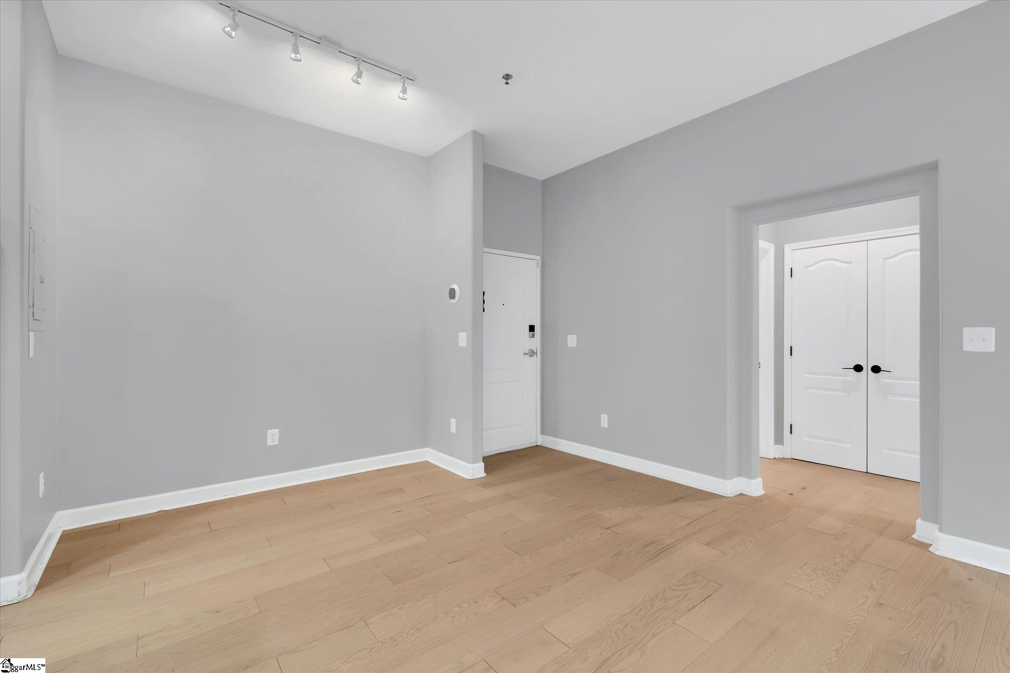 1001 South Church Street, Unit 109 Greenville, SC 29601 - Photo 15 of 35