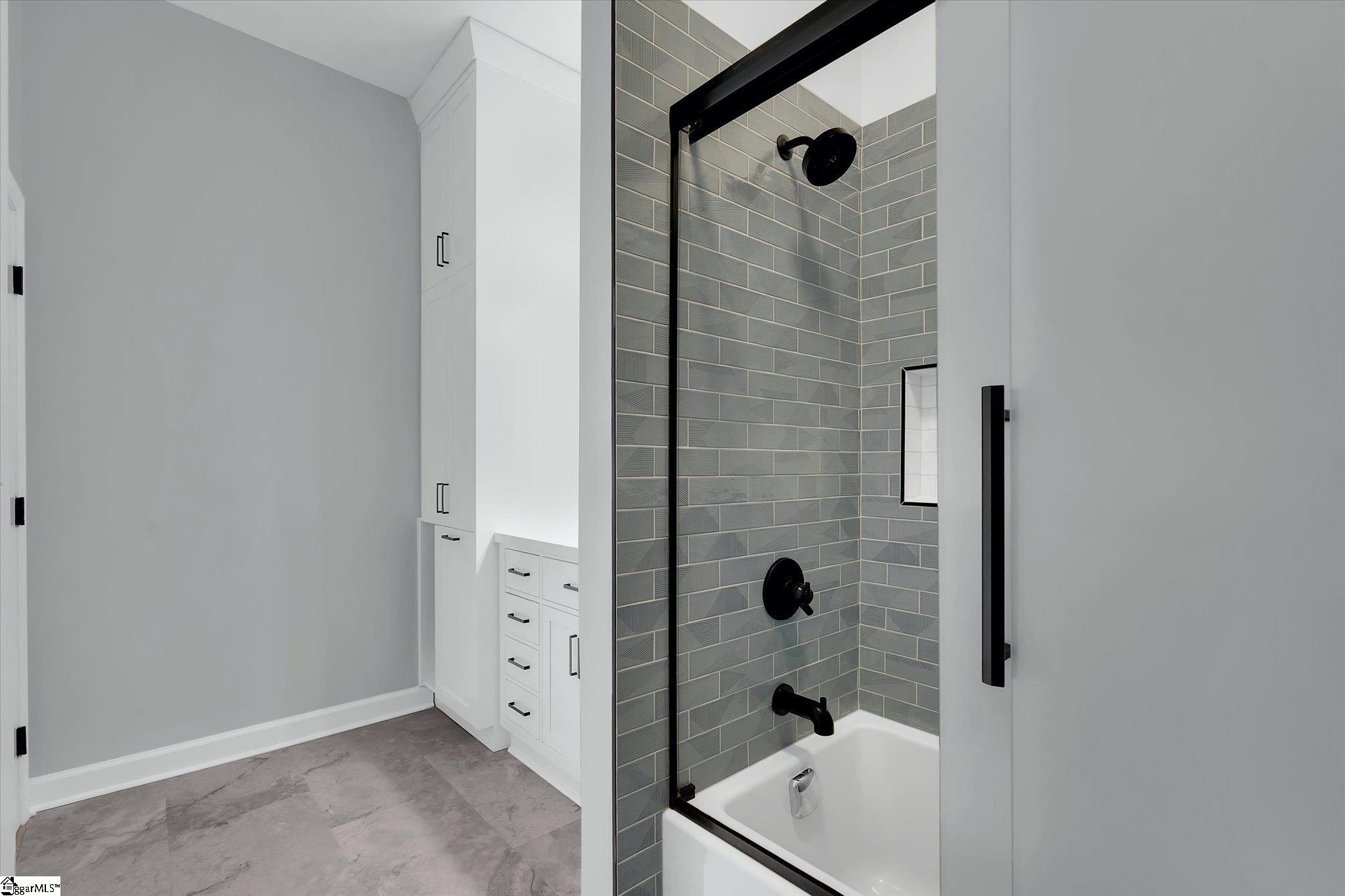 1001 South Church Street, Unit 109 Greenville, SC 29601 - Photo 5 of 35