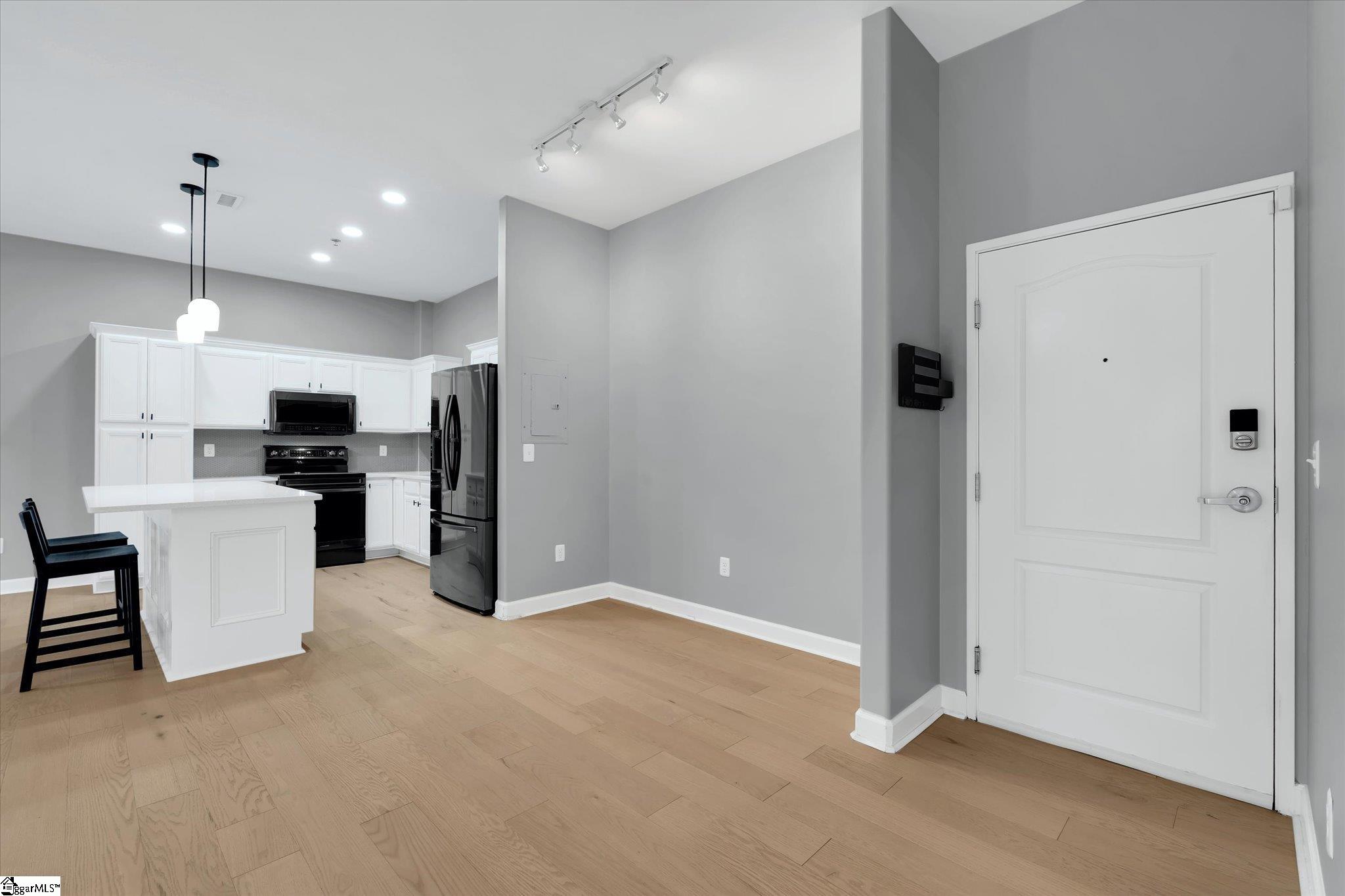 1001 South Church Street, Unit 109 Greenville, SC 29601 - Photo 10 of 35