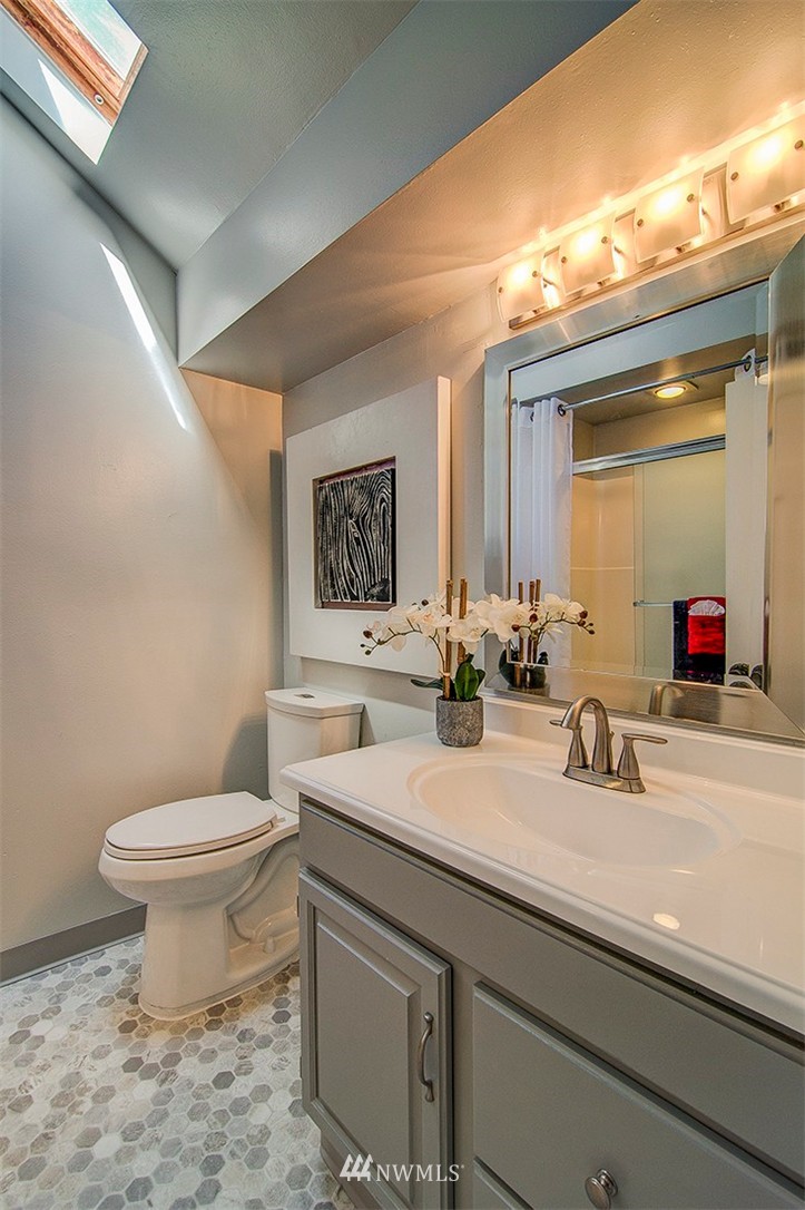 930 North 76th Street Seattle, WA 98103 - Photo 14 of 24