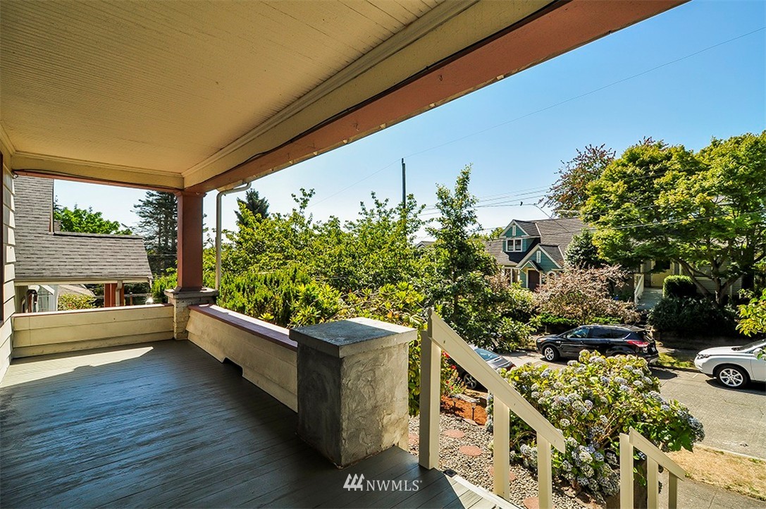 930 North 76th Street Seattle, WA 98103 - Photo 3 of 24