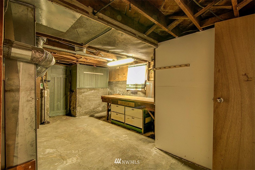 930 North 76th Street Seattle, WA 98103 - Photo 21 of 24