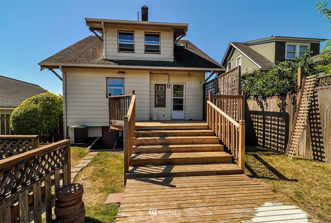 930 North 76th Street Seattle, WA 98103 - Photo 23 of 24