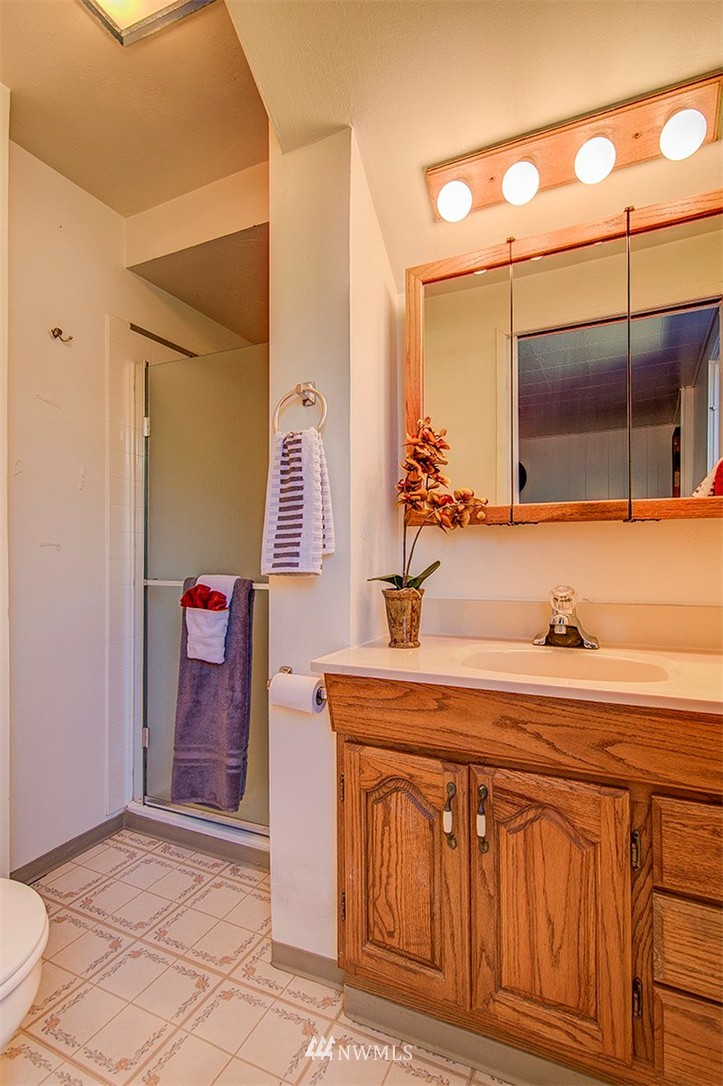 930 North 76th Street Seattle, WA 98103 - Photo 10 of 24