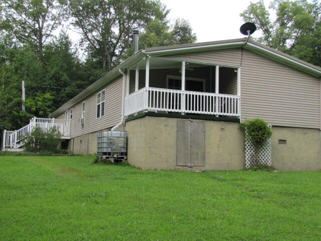 238 Anthony Road Deer Lodge, TN 37726 - Photo 3 of 30 IMG_0013