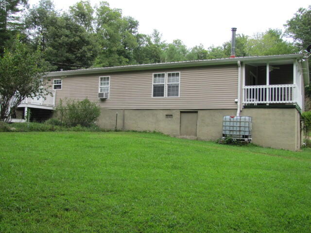 238 Anthony Road Deer Lodge, TN 37726 - Photo 4 of 30 IMG_0014