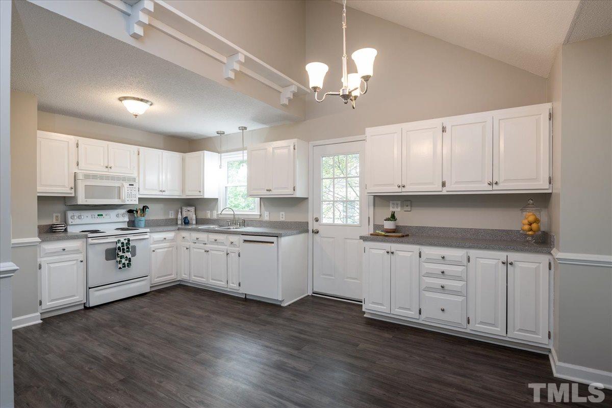 5413 Rhett Drive Raleigh, NC 27606 - Photo 10 of 26 Gallery Image 10