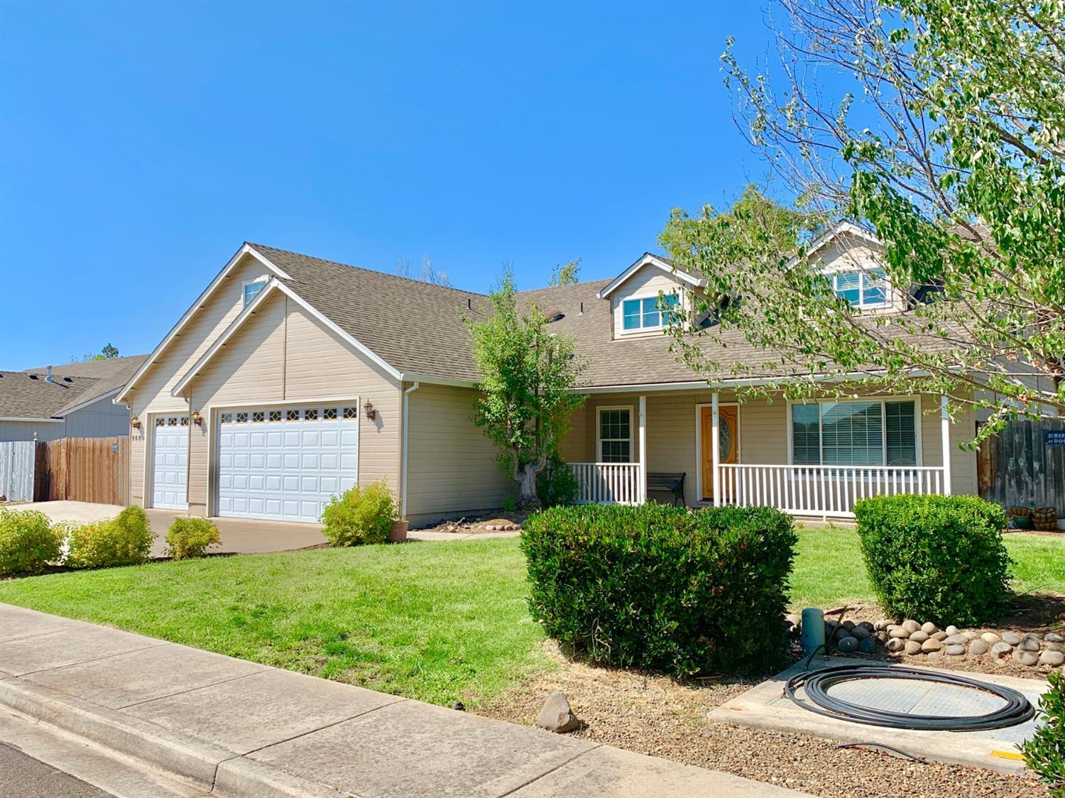 2659 Rabun Way Central Point, OR 97502 - Photo 2 of 17 Additional Photo